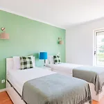 Vibrant Liberdade Living *